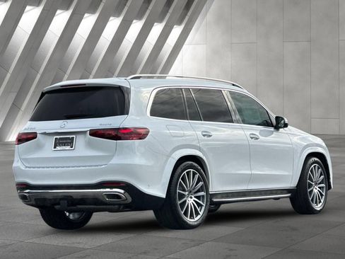 New 2026 Mercedes-Benz GLS 580 4MATIC image 4