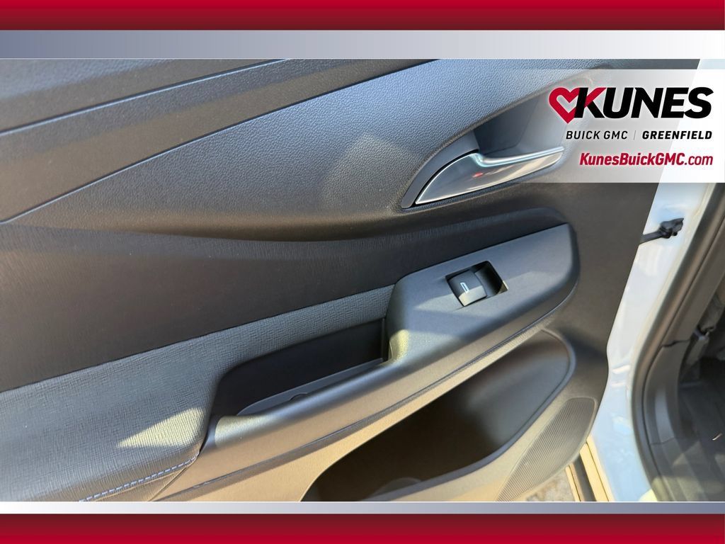 New 2026 Buick Envista Sport Touring w/ Convenience I Package FWD image 30