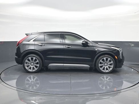Used 2023 Cadillac XT4 Premium Luxury image 8