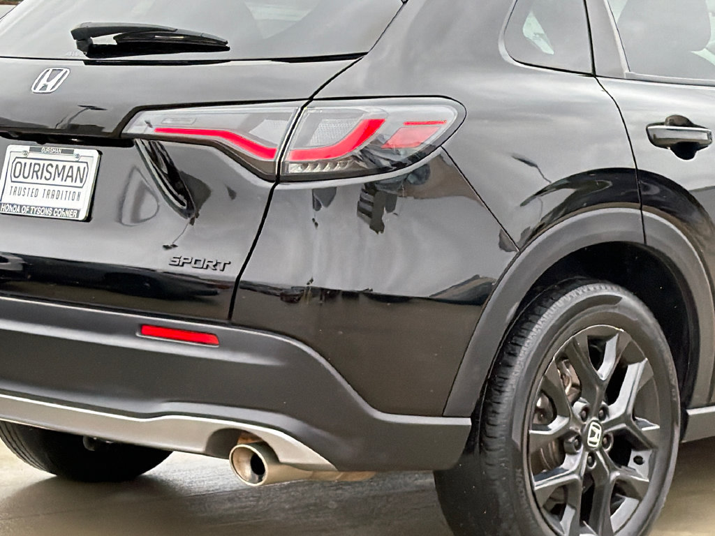 Used 2025 Honda HR-V Sport image 7