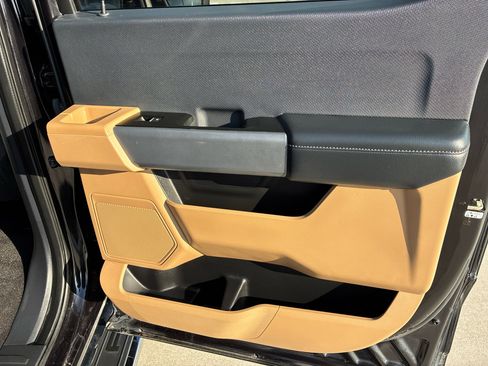 Used 2022 Ford F150 XLT image 39