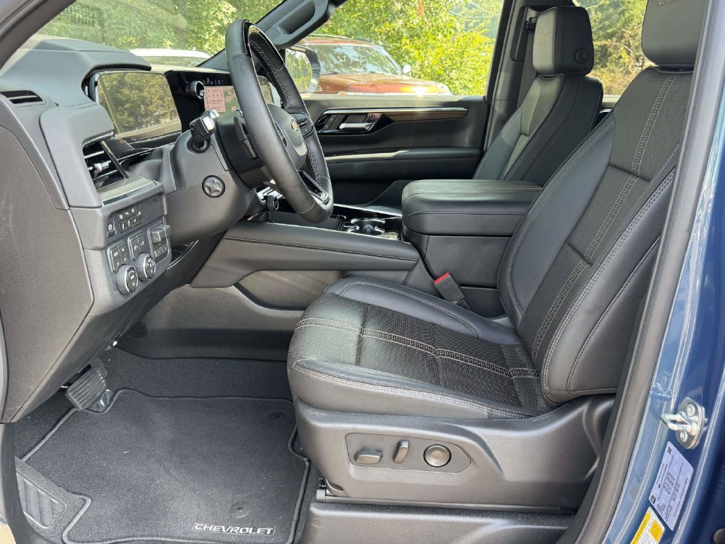 New 2026 Chevrolet Tahoe High Country AWD/4WD image 20