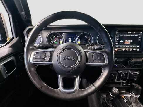 Used 2023 Jeep Wrangler Unlimited Sahara w/ Cold Weather Group AWD/4WD image 17