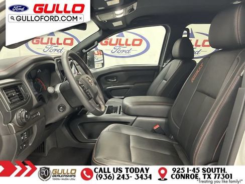 Used 2023 Nissan Titan PRO-4X w/ Pro-4x Convenience Package AWD/4WD image 29