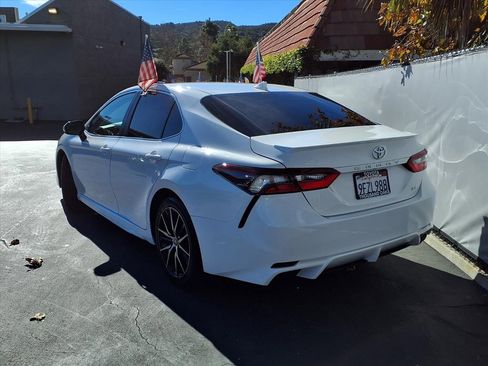 Certified 2023 Toyota Camry SE image 6
