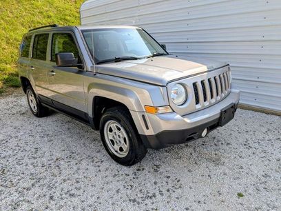 Used 2016 Jeep Patriot Sport w/ Power Value Group