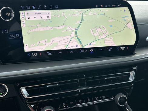 New 2025 Chevrolet Traverse LT w/ Enhanced Driving Package image 14