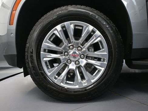 Used 2025 GMC Yukon Denali image 18