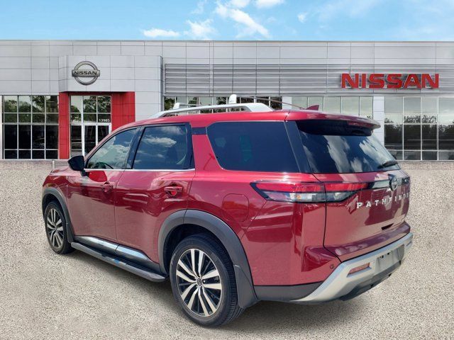Certified 2024 Nissan Pathfinder Platinum w/ Cargo Package FWD image 5