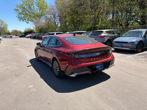 Certified 2025 Hyundai Sonata SEL FWD image 3