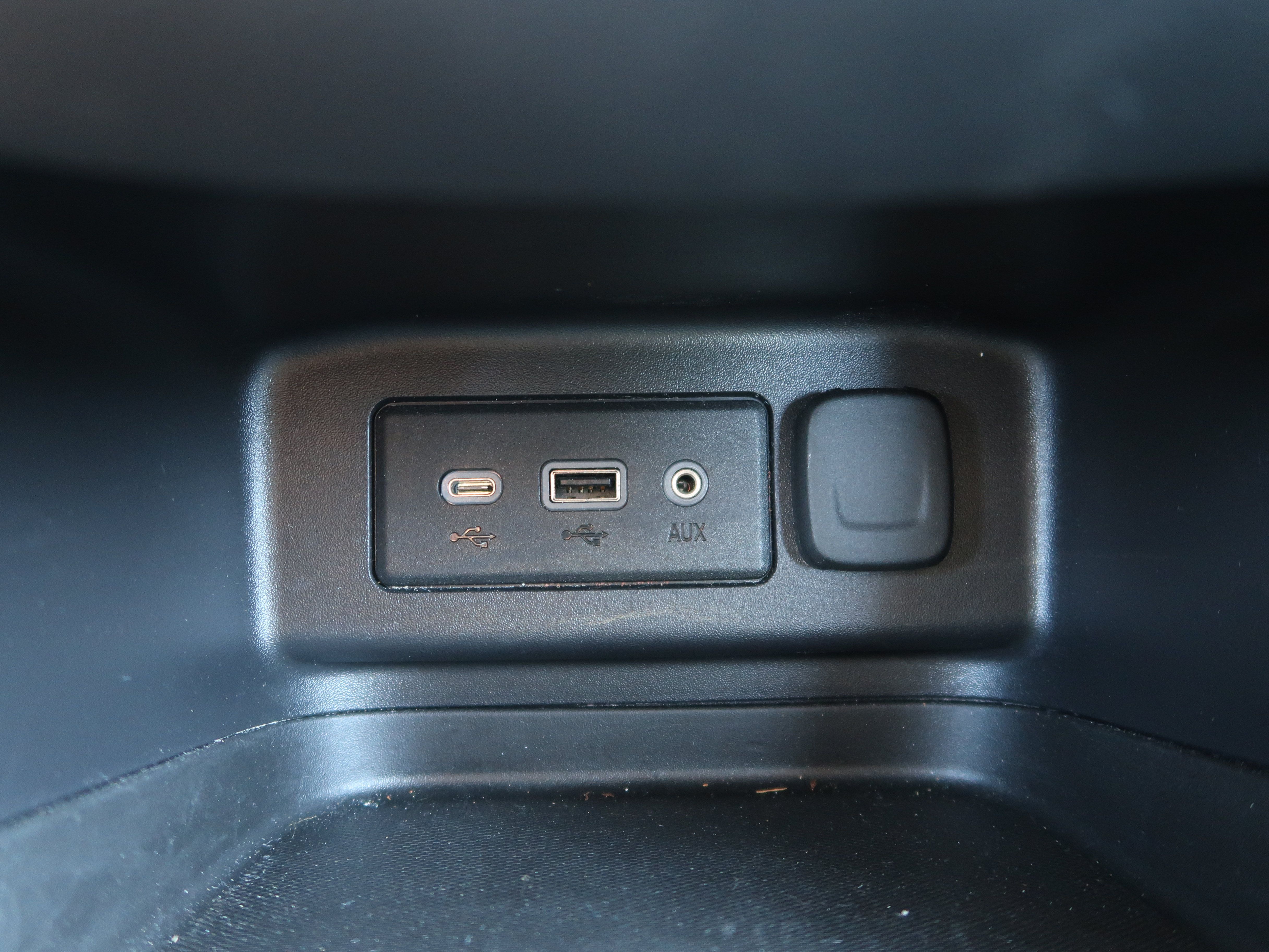 Used 2021 Chevrolet Equinox LT FWD image 22