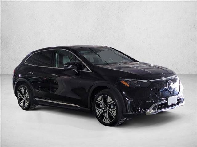 Used 2024 Mercedes-Benz EQE 350+ SUV image 3