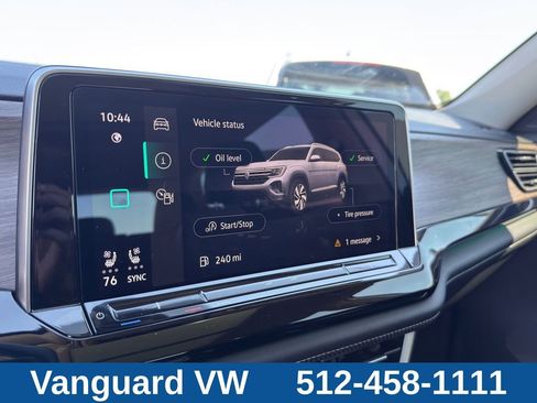 Used 2024 Volkswagen Atlas SEL AWD/4WD image 15