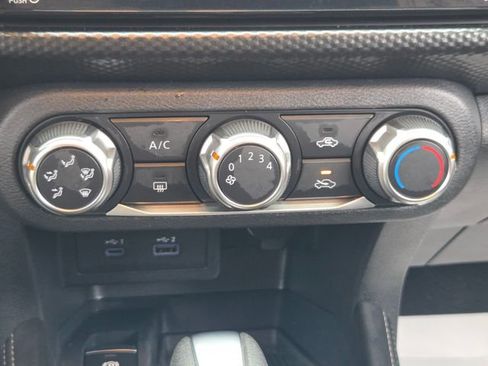 Used 2024 Nissan Kicks SV image 19