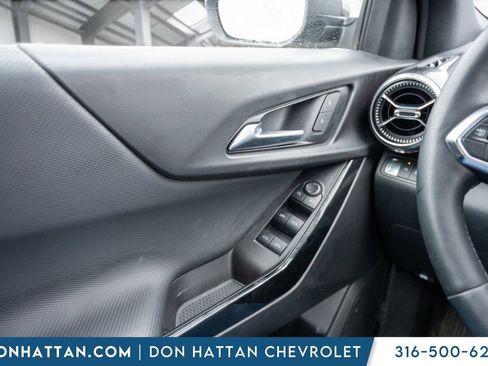 Used 2025 Chevrolet Equinox LT image 17