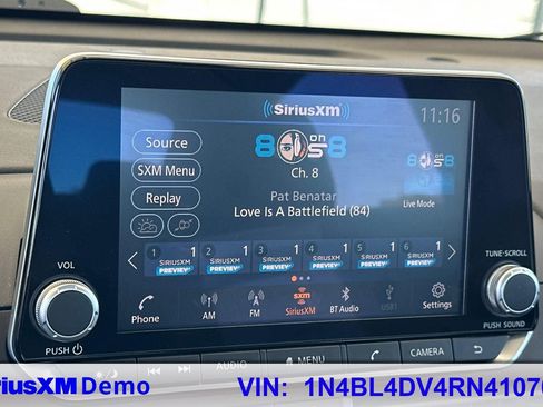 Used 2024 Nissan Altima 2.5 SV FWD image 27
