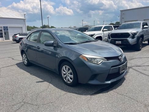 Used 2014 Toyota Corolla LE FWD image 7