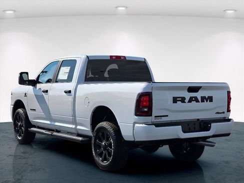New 2026 RAM 2500 Big Horn AWD/4WD image 25