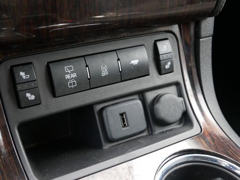 Used 2015 Chevrolet Traverse LT AWD/4WD image 27