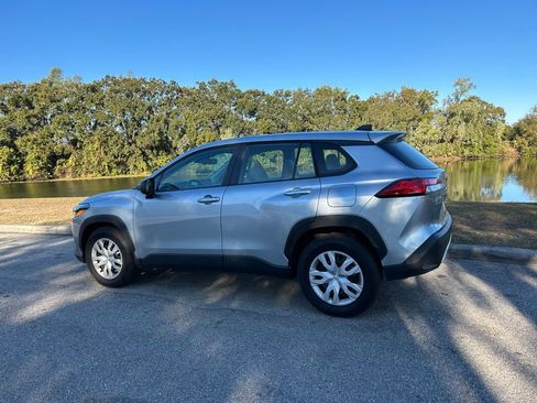 Used 2024 Toyota Corolla Cross L image 3