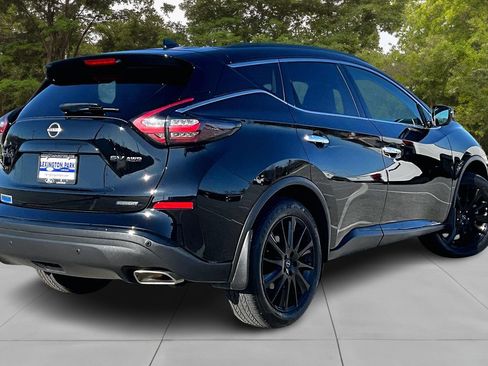 Used 2023 Nissan Murano SV w/ SV Midnight Edition Package image 5