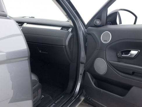 Used 2015 Land Rover Range Rover Evoque Pure Premium image 28