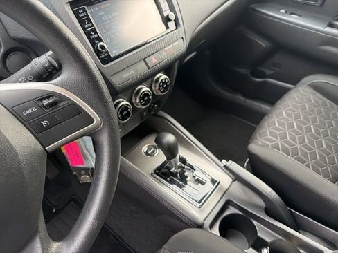 Used 2024 Mitsubishi Outlander Sport ES image 6