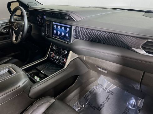 Used 2021 GMC Yukon Denali w/ Denali Premium Package AWD/4WD image 28