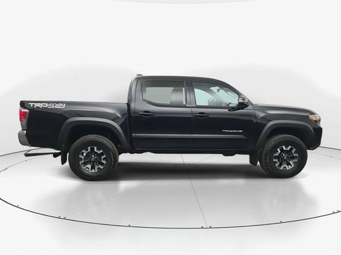 Used 2020 Toyota Tacoma TRD Off-Road image 11
