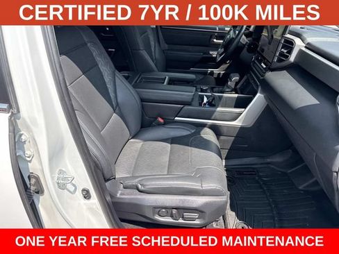 Used 2024 Toyota Tundra Limited AWD/4WD image 9