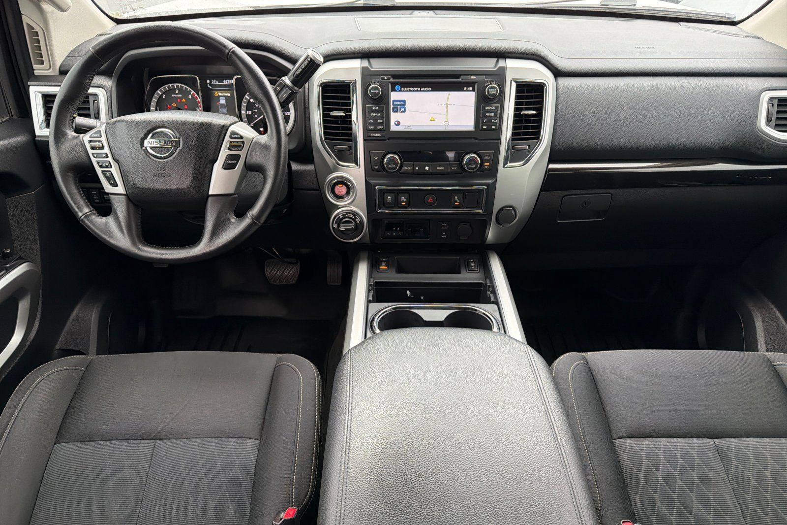 Used 2018 Nissan Titan SV w/ SV Convenience Package AWD/4WD image 12