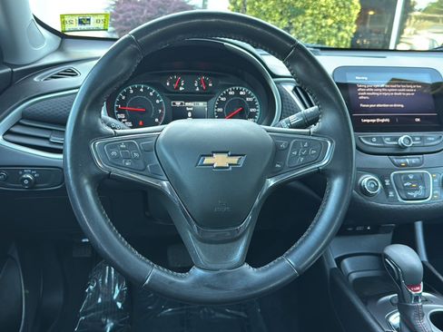 Certified 2021 Chevrolet Malibu RS FWD image 2