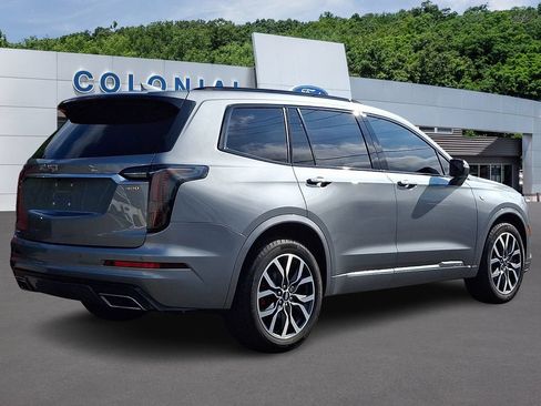 Used 2024 Cadillac XT6 Sport AWD/4WD image 6