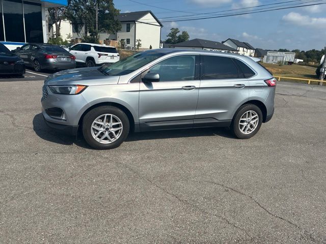 Used 2023 Ford Edge SEL w/ Convenience Package AWD/4WD image 12