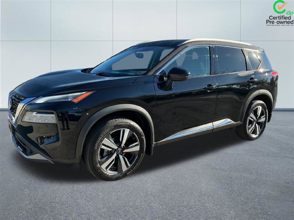 Used 2023 Nissan Rogue SL AWD/4WD image 2
