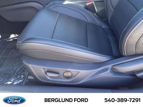 New 2025 Ford Mustang Premium image 13