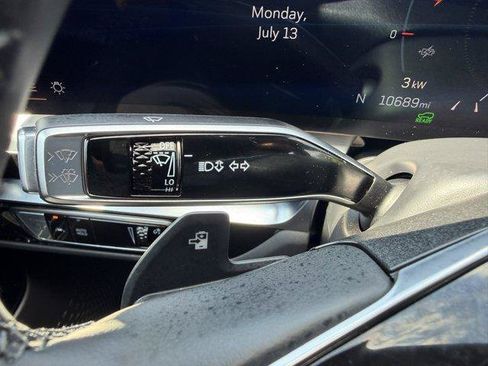Used 2025 Cadillac Lyriq Luxury AWD/4WD image 83