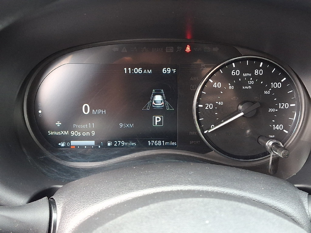 Used 2024 Nissan Kicks SV w/ Exterior Package FWD image 21