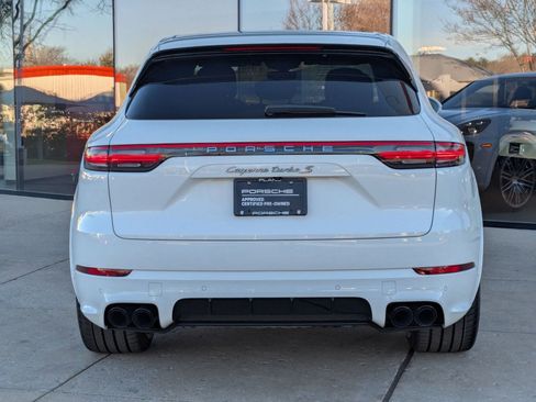 Certified 2021 Porsche Cayenne Turbo S image 10