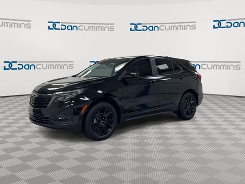 Used 2024 Chevrolet Equinox LS w/ Midnight Edition AWD/4WD image 4