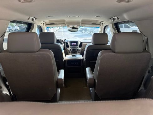 Used 2016 GMC Yukon SLT RWD image 11