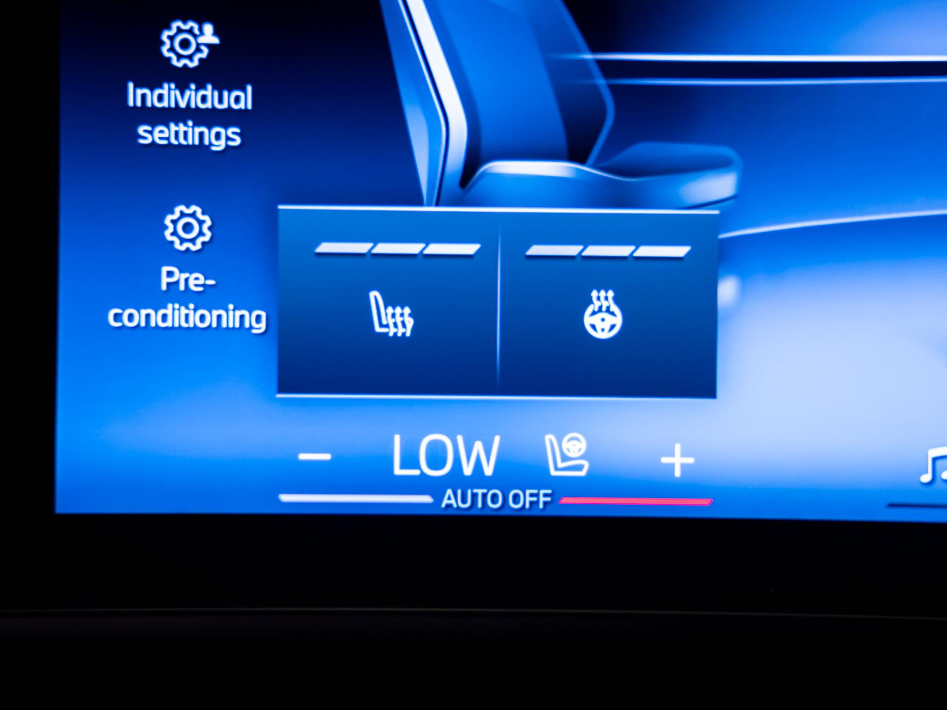 Certified 2026 BMW 540i xDrive AWD/4WD image 26