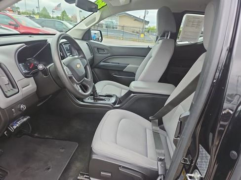 Used 2017 Chevrolet Colorado W/T w/ WT Convenience Package RWD image 10