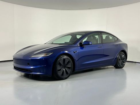 Used 2024 Tesla Model 3 Long Range image 2