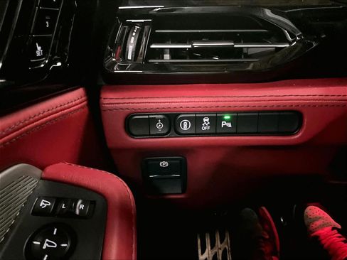 Used 2023 Acura MDX A-Spec image 38