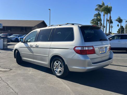 Used 2005 Honda Odyssey EX image 3