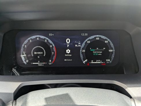 Used 2025 Toyota 4Runner Limited RWD image 16