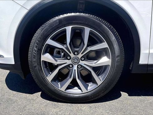 Used 2023 Acura MDX SH-AWD w/ Technology Package image 12
