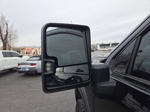 Used 2025 GMC Sierra 2500 AT4X image 37