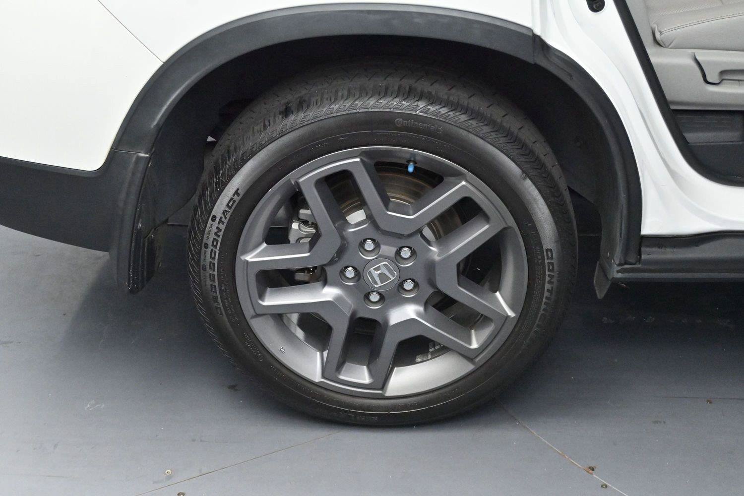 Used 2023 Honda Passport EX-L image 34